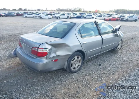 2001 Infiniti I30 Luxury z USA, uszkodzony, nr VIN JNKCA31A91T001925